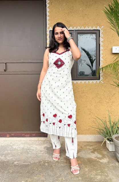 White Jaipuri Print Sleeveless Kurta Set