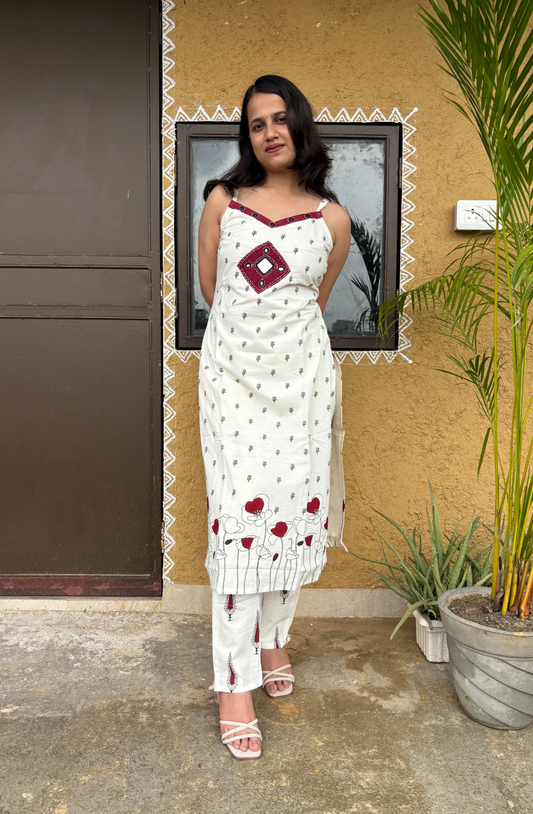 White Jaipuri Print Sleeveless Kurta Set