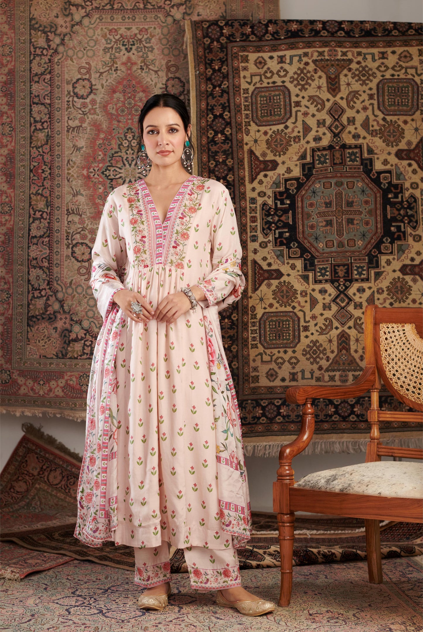 Gulzar Embroidered Ivory Kurta Set