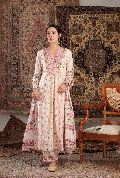 Gulzar Embroidered Ivory Kurta Set