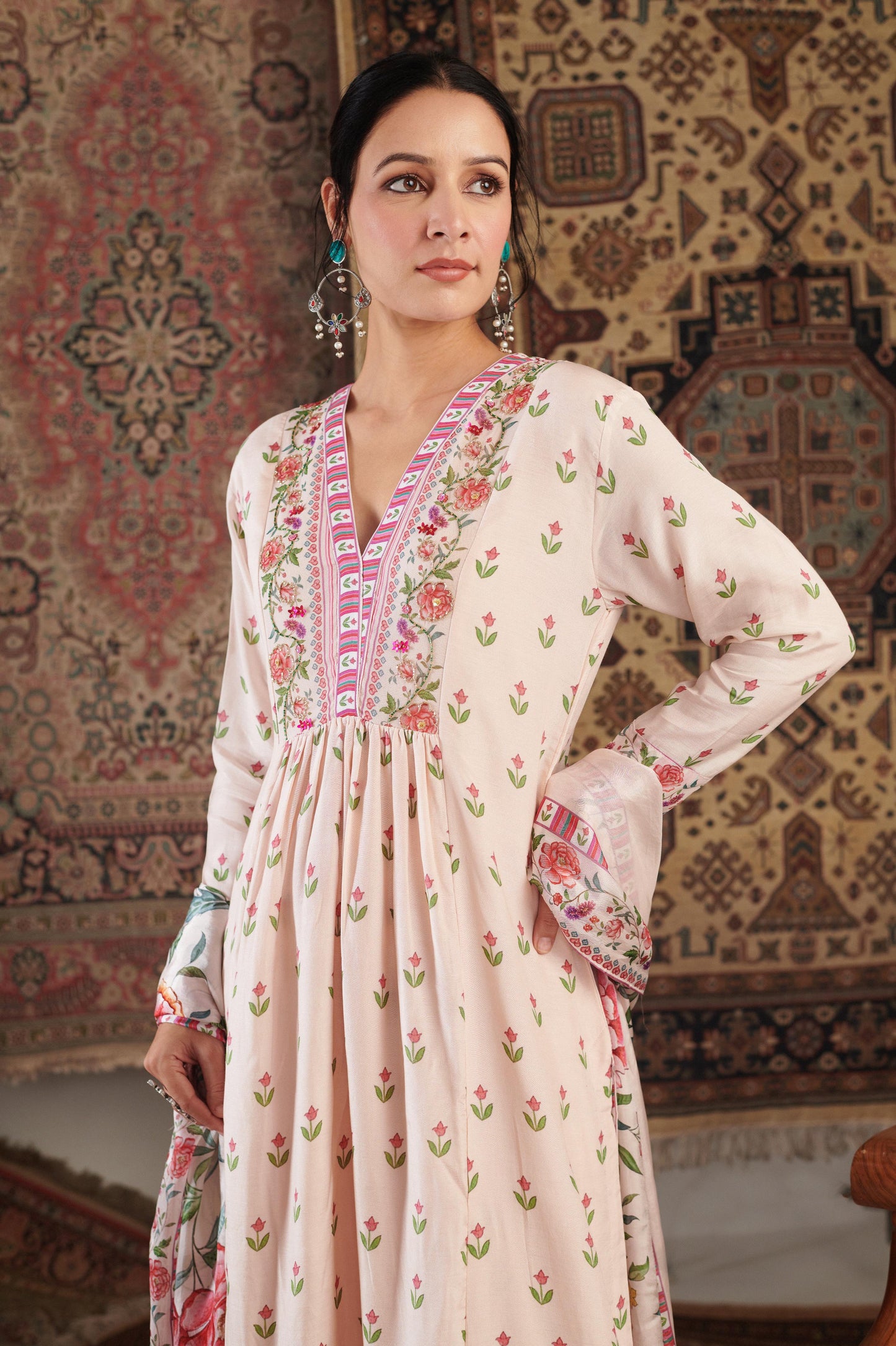 Gulzar Embroidered Ivory Kurta Set