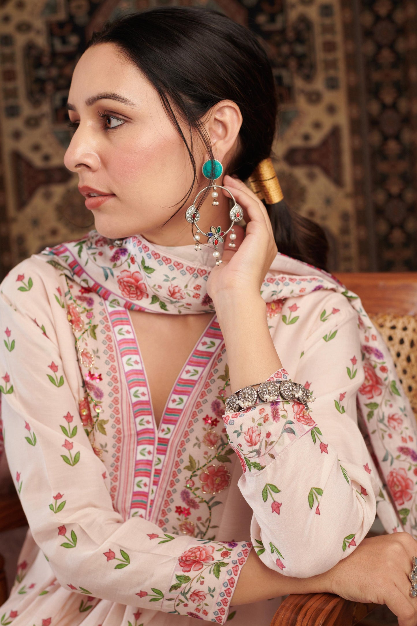 Gulzar Embroidered Ivory Kurta Set