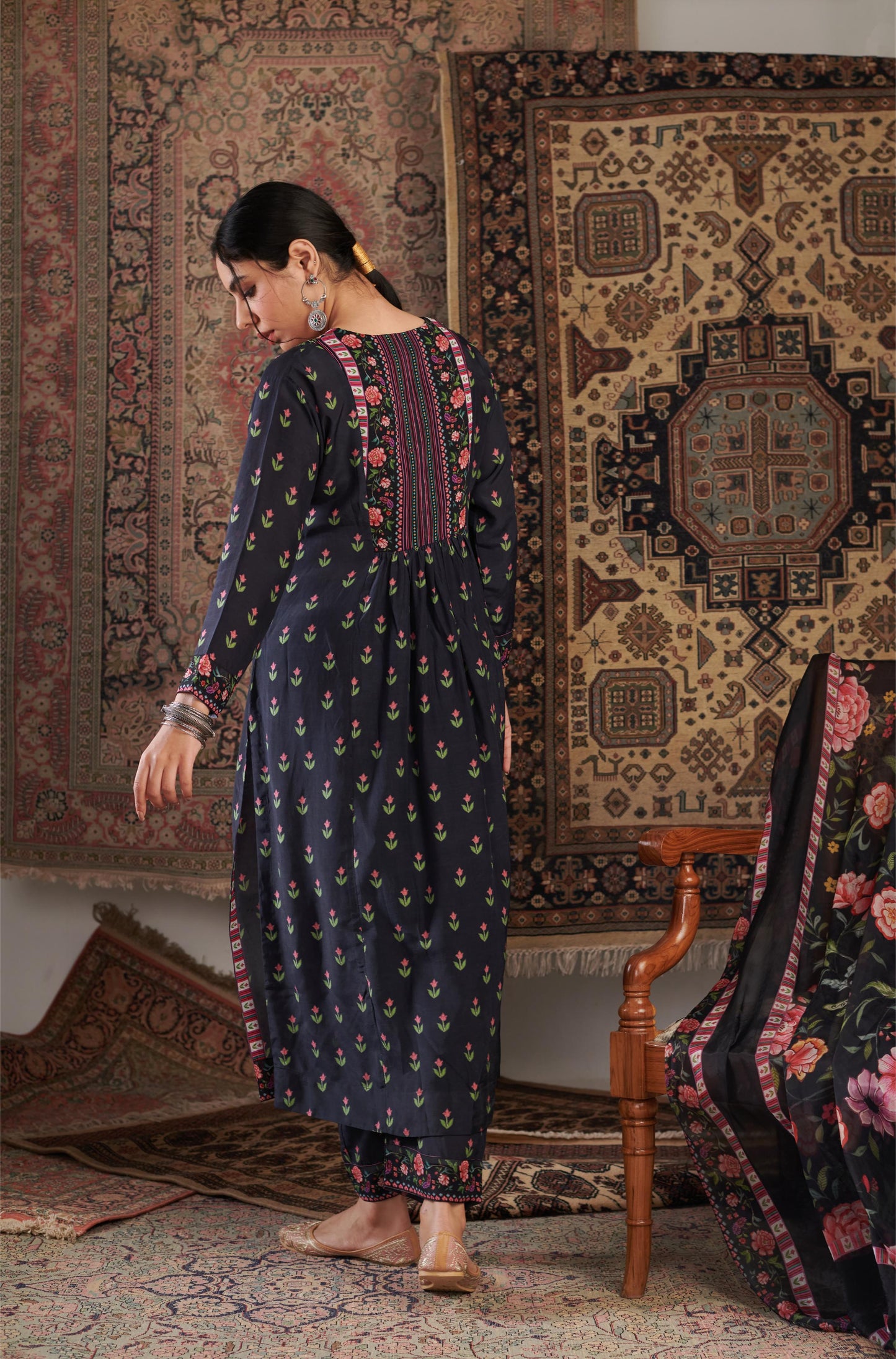 Gulzar Embroidered Black Kurta Set