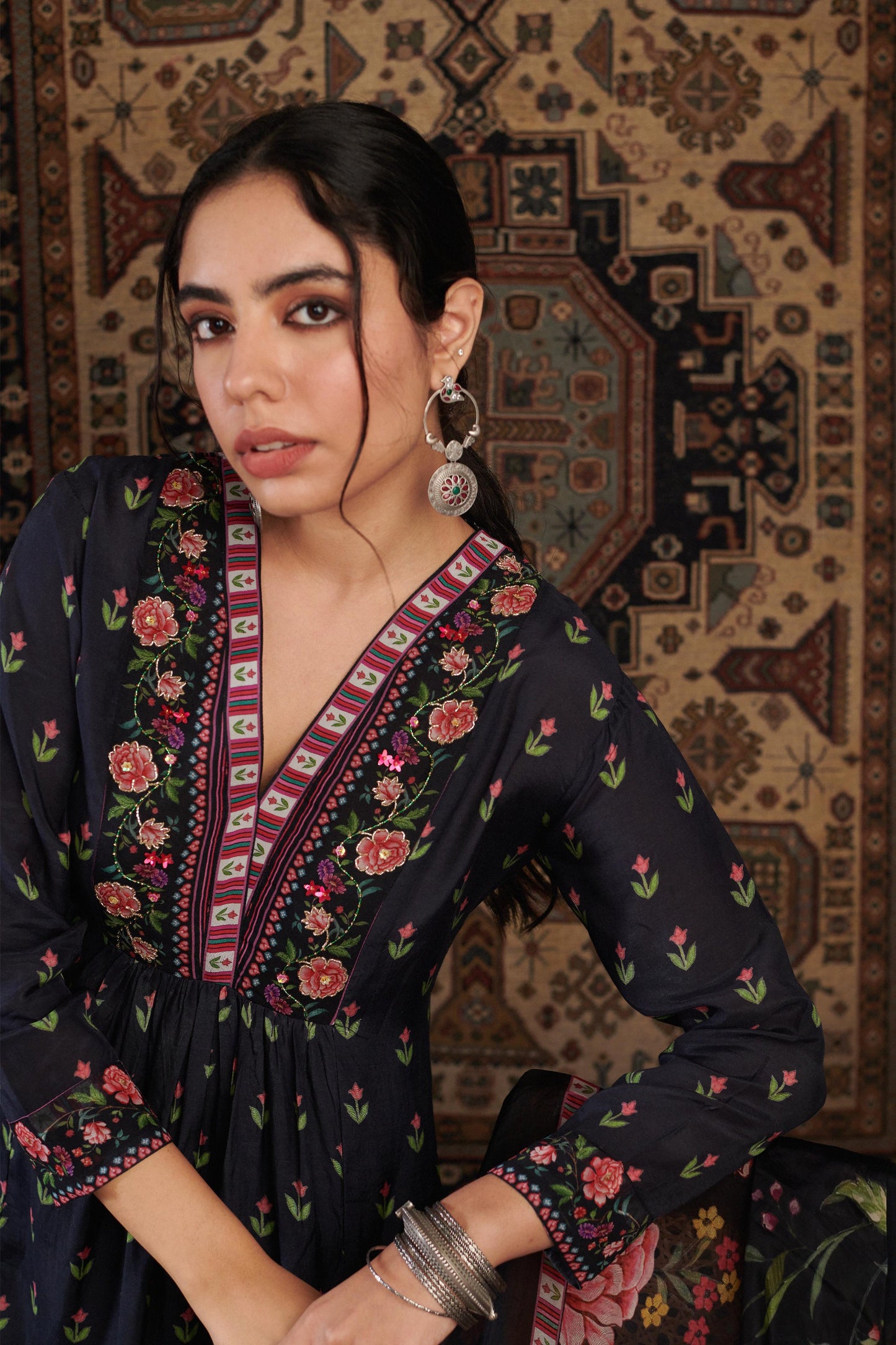 Gulzar Embroidered Black Kurta Set