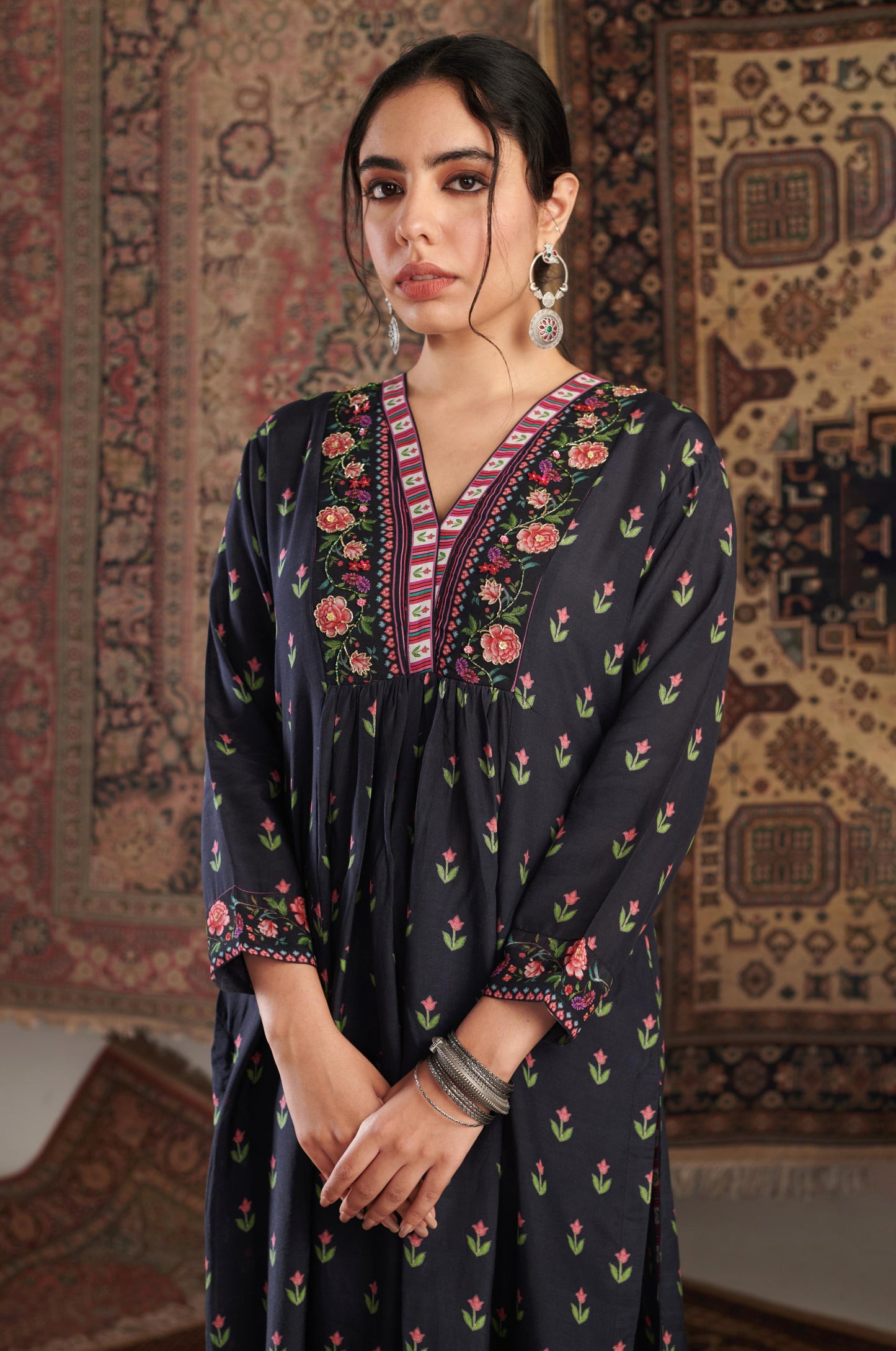 Gulzar Embroidered Black Kurta Set