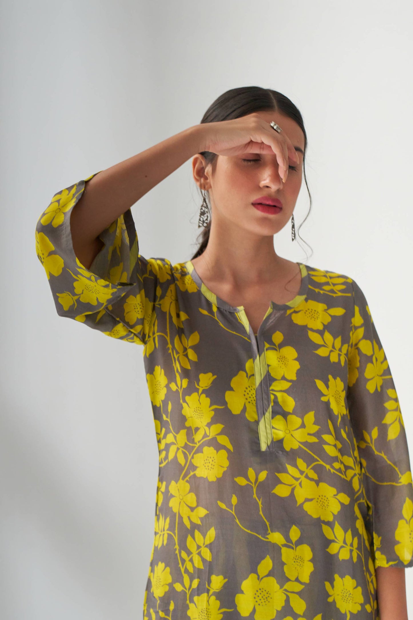 Rangrez Grey Kurta Set